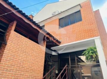 Casa · 345m² · 3 Quartos · 7 Vagas · Sobrado em Água Rasa