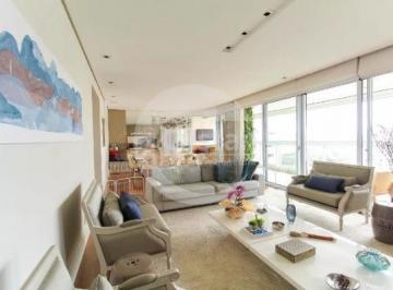 Apartamento · 224m² · 3 Quartos · 4 Vagas · Apartamento em Mooca