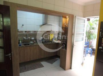 Casa · 155m² · 4 Quartos · 2 Vagas · Sobrado em Ipiranga