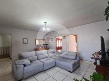 Comercial · 316m² · 2 Quartos · 2 Vagas · Edifício Residencial em Vila Prudente