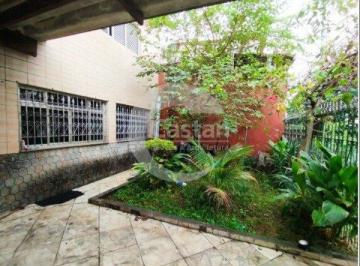 Casa · 145m² · 3 Quartos · 6 Vagas · Sobrado em Vila Ema