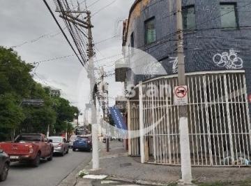 Comercial · 240m² · 1 Quarto · 3 Vagas · Loja em Mooca