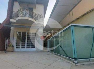 Casa · 174m² · 3 Quartos · 3 Vagas · Sobrado em Analia Franco