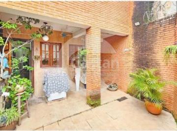 Casa · 140m² · 4 Quartos · Sobrado em Aclimação