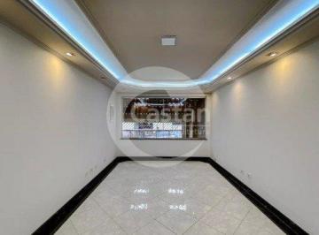 Casa · 188m² · 4 Quartos · 2 Vagas · Sobrado em Agua Rasa