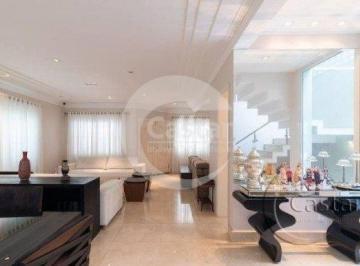 Casa · 550m² · 4 Quartos · 6 Vagas · Sobrado em Mooca