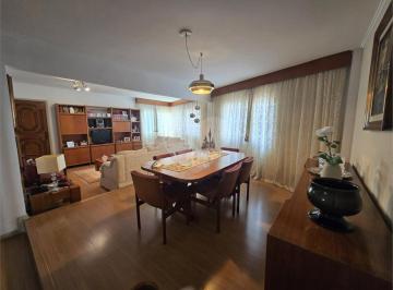 Apartamento de 3 quartos, São Paulo · Frente ao Parque Agua Branca. 3 dormitórios. sute. vaga