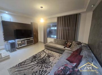 Casa · 268m² · 2 Quartos · 2 Vagas · Sobrado 268m²| 2 Quartos| 1 Suíte| 2 Banheiros| 2 Vagas no Km18 / Osasco.