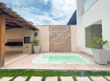 Foto 01 · Casa à venda próximo orla da Praia do Morro em Guarapari-ES: 3 quartos, 3 suítes, 2 salas, 4 banheir