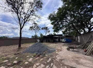 Casa · 40m² · 1 Quarto · 4 Vagas · Casa Contêiner condomínio Recanto da Serra 
