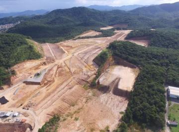 Terreno · 60000m² · Terreno em Rio Pequeno, Camboriú/SC de 60000m² para locação R$ 250.000,00/mes