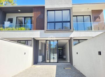 Casa · 110m² · 3 Quartos · 2 Vagas · Casa Sobrado com 3 dormitórios, sendo 2 suítes em Mariscal - Bombinhas - sc