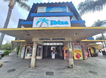 Comercial · 51m² · Loja em Itaipu, Niterói/RJ de 51m² à venda por R$ 320.000,00