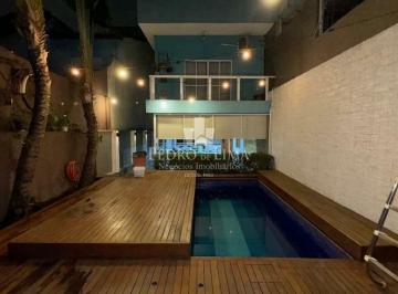 Casa · 260m² · 3 Quartos · 1 Vaga · Sobrado frontal, 3 dormitórios, 1 suíte, 1 vaga, com Piscina e Espaço Gourmet no Tatuapé