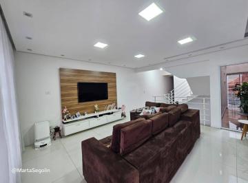 Casa · 200m² · 3 Quartos · 3 Vagas · Sobrado em Parque São Vicente, Mauá/SP de 200m² 3 quartos à venda por R$ 805.000,00