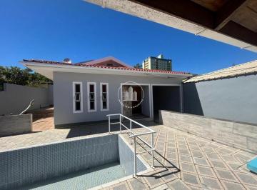 Casa · 223m² · 3 Quartos · 4 Vagas · Casa 3 Quartos com Piscina - Jardim Cidade de Florianópolis