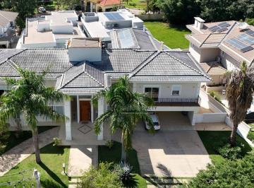 b2f7e01adafe0b82204946389762ac0be954ce63 · Casa à venda com 890m² de área construída - Condomínio Alto Padrão - Jundiaí - SP