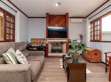 Casa · 423m² · 3 Quartos · Excelente Casa com 422m² , com Piscina, na São Lucas