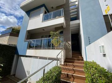 Casa · 188m² · 3 Quartos · 4 Vagas · Sobrado à venda, 3 quartos, 1 suíte, 4 vagas, Jardim La Salle - Toledo/PR