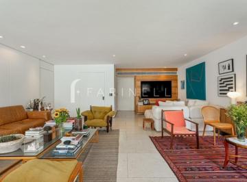 12438-20251029180633_zap.jpg · Apartamento com reforma atual em ótima localização no Leblon.
