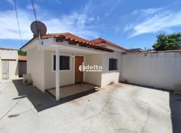 Casa · 90m² · 2 Quartos · 1 Vaga · Casa com 2 quartos disponível para locação no bairro Saraiva em Uberlândia-MG