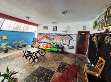 Casa · 203m² · 3 Quartos · 3 Vagas · Casa em  Rua Cardeal Arcoverde - Macuco - Santos/SP