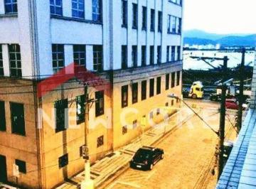 Comercial · 100m² · Sala comercial em Praça Antônio Telles - Centro - Santos/SP