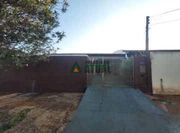 15846515230.jpg · Casa com 3 quartos, sendo 1 suíte na Região Leste                                                   