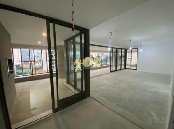 Apartamento · 210m² · 4 Quartos · 3 Vagas · Apartamento com 210m² à venda no Campo Belo - SP