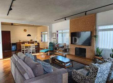 Casa · 322m² · 4 Quartos · 4 Vagas · Casa à venda no Jardim Petrópolis, rua super tranquila, 4 suítes, 4 vagas