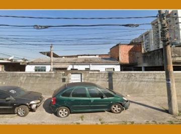 Casa · CASA RESIDENCIAL CERCADA POR UM MURO, LOCALIZADA NA RUA MARINA, Nº 483, ESQUINA COM A RUA VIDAL RAMO