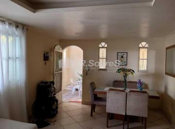 Casa · 127m² · 3 Quartos · 1 Vaga · 2 quartos mais 1 suíte em Vila Valqueire - casa em vila fechada.