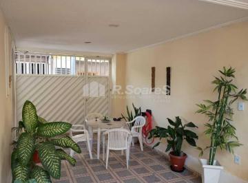 Casa · 127m² · 3 Quartos · 1 Vaga · 2 quartos mais 1 suíte em Vila Valqueire - casa em vila fechada.