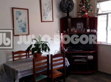 Apartamento de 2 quartos, Rio de Janeiro · Freguesia Encante-se por este apartamento residencial com 51 m².O imóvel conta c