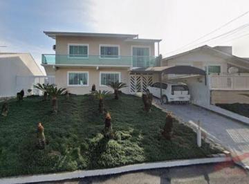 1c384b08cc5347d5971e6a5559850c2d50bb2fab · Casa com 6 dormitórios à venda, 190 m² por R$ 799.000 - Petrópolis - Joinville/SC