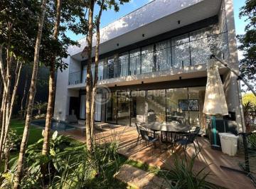 Casa · 208m² · 5 Quartos · 4 Vagas · Casa no Condominio Max Life - PIPA - Porteira fechada
