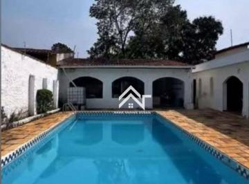 7fb362109ab24b9bdb047cd948744a10505c5b71 · Casa com Vista para a Pedra Grande -Excelente Localização com Piscina, Sauna, Churrasqueira e Edícul