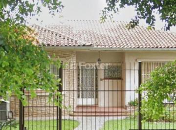 c31a785e · Casa, 4 dormitórios, 600 m², em Petrópolis