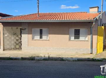 Foto 01 · Casa aconchegante e espaçosa à venda em Bragança Paulista-SP, bairro Aparecida! 3 quartos, 1 sala, 2
