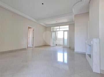 Apartamento · 227m² · 4 Quartos · 2 Vagas · Apartamento com 4 quartos à venda em Batel - PR