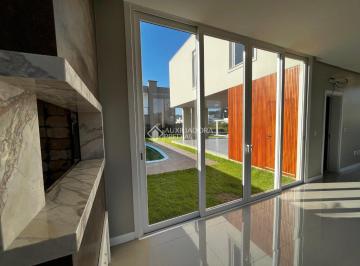 Casa · 178m² · 3 Quartos · CASA NO LOTEAMENTO SAN VICENTE BAIRRO SENAI