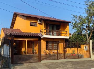 Casa · 203m² · 3 Quartos · Sobrado ótimo