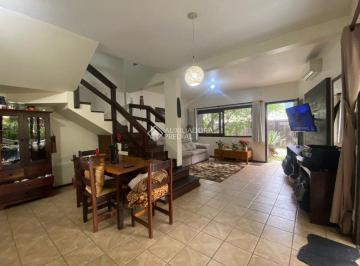 Casa · 122m² · 3 Quartos · Casa à venda em Garopaba