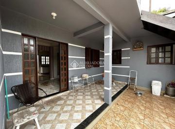 Casa · 161m² · 3 Quartos · Casa de alvenaria