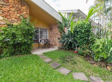 Casa · 262m² · 3 Quartos · 4 Vagas · Casa com 3 dormitórios e 4 vagas a menos de 5 min do Shopping Iguatemi