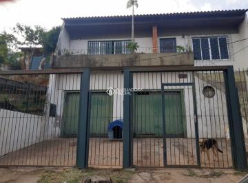 Casa · 218m² · 3 Quartos · 3 Vagas · Oportunidade na Av Antonio Carvalho
