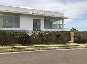 Casa · 200m² · 3 Quartos · 4 Vagas · Casa no bairro Cantegril