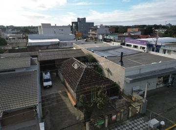 Casa · 300m² · 3 Quartos · casa no centro da cidade