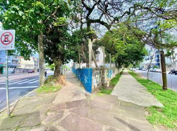 Terreno · 730m² · Na parte alta da avenida, sem chances de alagamento!