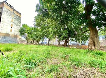 Terreno · 730m² · Na parte alta da avenida, sem chances de alagamento!
